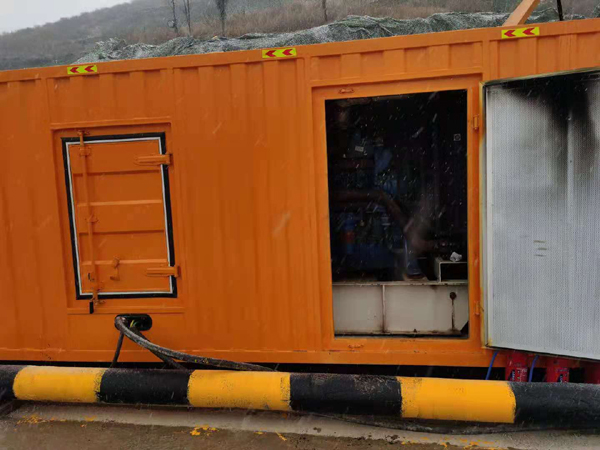 工农发电机出租 柴油发电机组电压低报警怎么办?